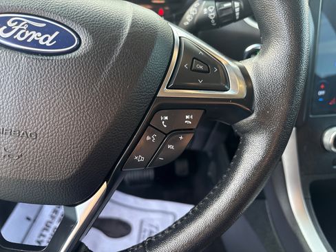 Used 2022 Ford Edge SEL image 22