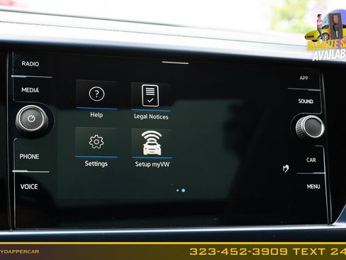 Used 2023 Volkswagen Taos SE w/ Panoramic Sunroof Package FWD image 30