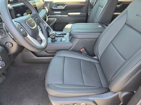 New 2026 GMC Sierra 1500 Denali AWD/4WD image 9