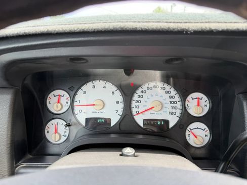 Used 2005 Dodge Ram 2500 Truck ST w/ Trailer Tow Group AWD/4WD image 16