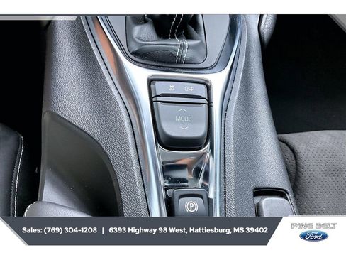 Used 2023 Chevrolet Camaro LT RWD image 23