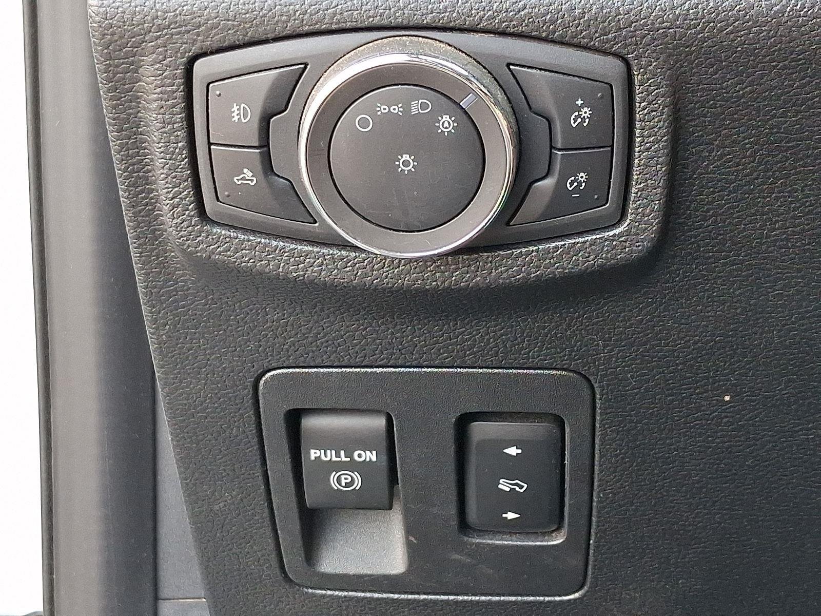 Used 2019 Ford F150 XLT w/ Equipment Group 302A Luxury AWD/4WD image 26
