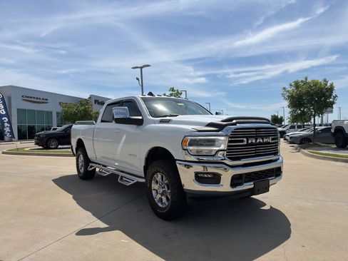 Used 2024 RAM 2500 Laramie AWD/4WD image 7