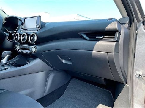 Used 2025 Nissan Sentra S FWD image 13