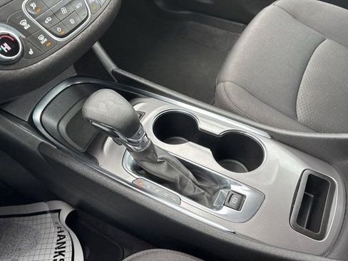 Used 2024 Chevrolet Malibu LT image 27