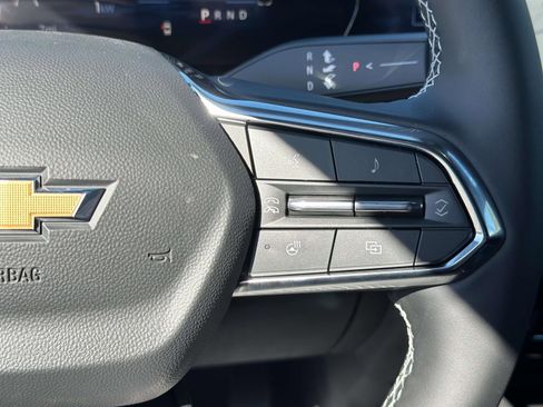 New 2026 Chevrolet Equinox EV LT image 15