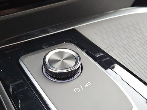 New 2026 Buick Enclave Preferred w/ Power Package image 39