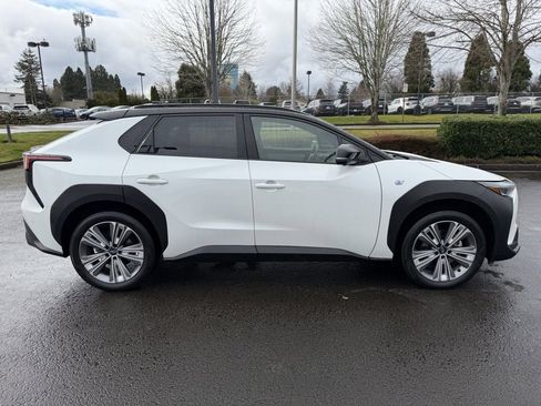 Used 2023 Subaru Solterra AWD image 9