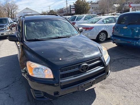Used 2012 Toyota RAV4 4WD image 3