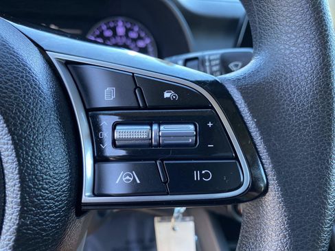 Used 2023 Kia Forte LXS FWD image 14