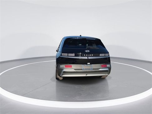 New 2026 Hyundai Ioniq 5 SE image 7