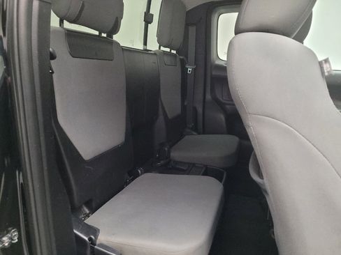 Used 2020 Toyota Tacoma SR w/ SR Convenience Package RWD image 19