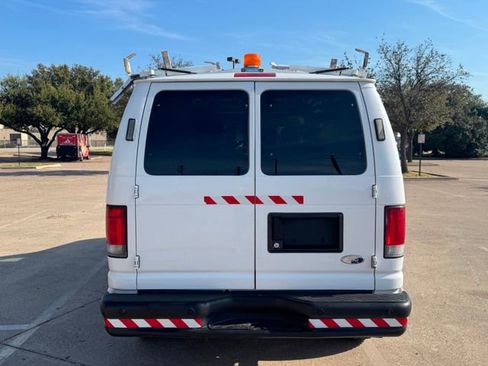 Used 2011 Ford E-250 and Econoline 250 w/ PWR Group image 5