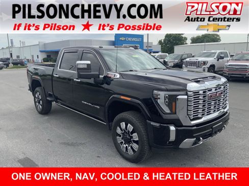 Used 2024 GMC Sierra 3500 Denali w/ Denali Reserve Package AWD/4WD image 1
