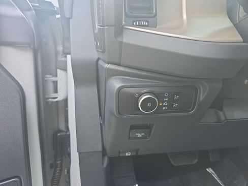 New 2026 Ford Bronco Outer Banks image 19