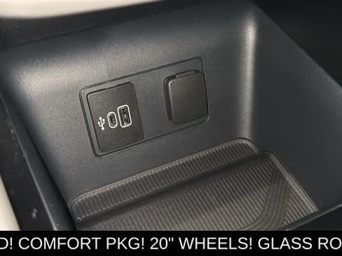 New 2026 Ford Explorer Active w/ Active Comfort Package AWD/4WD image 18