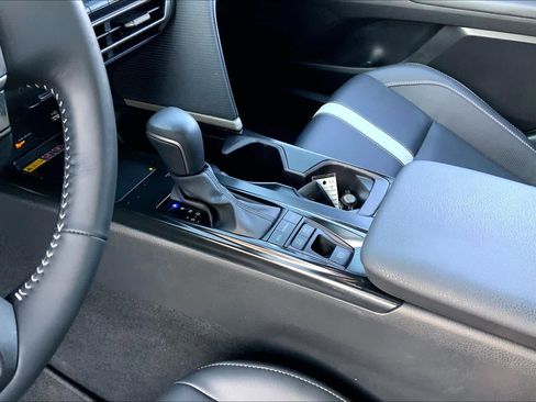 Used 2025 Toyota Camry SE w/ Multimedia Upgrade Package image 16