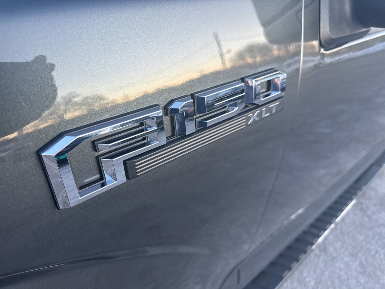 Used 2019 Ford F150 XLT w/ Equipment Group 301A Mid AWD/4WD image 9