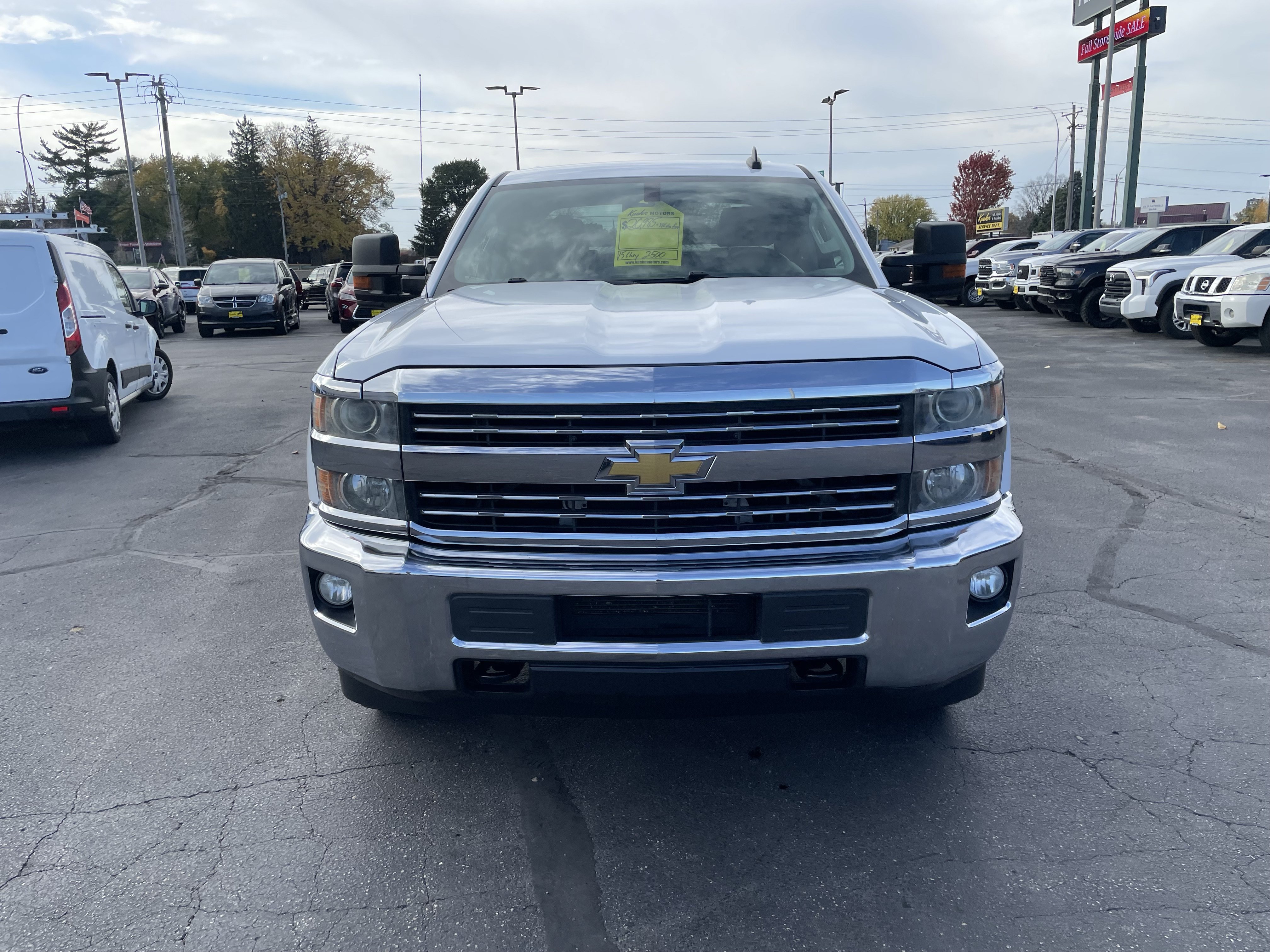 Used 2015 Chevrolet Silverado 2500 LT w/ LT Convenience Package AWD/4WD image 3
