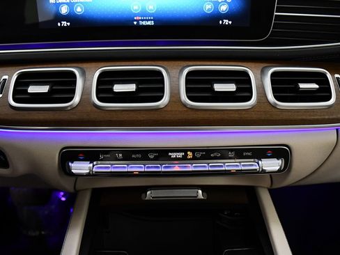 Used 2022 Mercedes-Benz GLS 450 4MATIC image 14