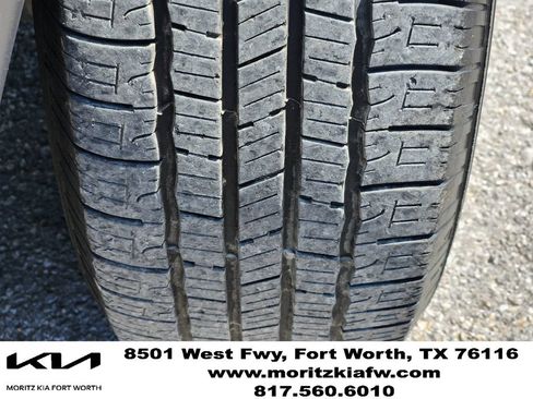 Used 2019 Nissan Rogue S w/ Special Edition Package FWD image 10