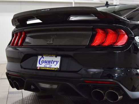 Used 2021 Ford Mustang Shelby GT500 w/ Technology Package RWD image 23
