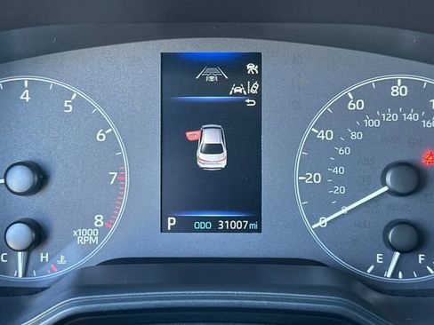 Used 2024 Toyota Corolla LE image 27