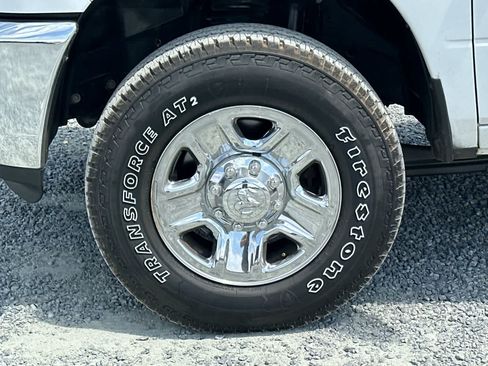 Used 2015 RAM 2500 SLT AWD/4WD image 32