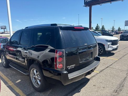 Used 2008 GMC Yukon Denali AWD/4WD image 4