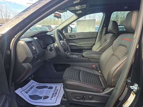 New 2026 Nissan Pathfinder Rock Creek w/ Rock Creek Premium Package image 10