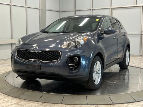 Used 2017 Kia Sportage LX image 3