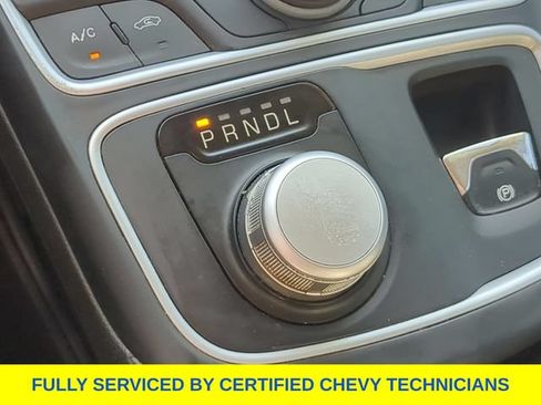 Used 2016 Chrysler 200 Limited FWD image 33
