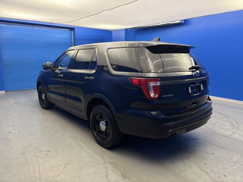Used 2017 Ford Explorer 4WD Police Interceptor image 5