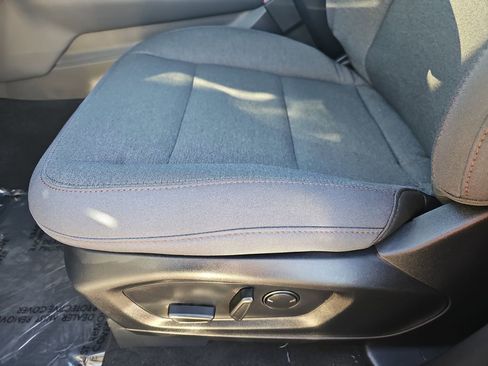 New 2026 Ford Explorer Active image 31