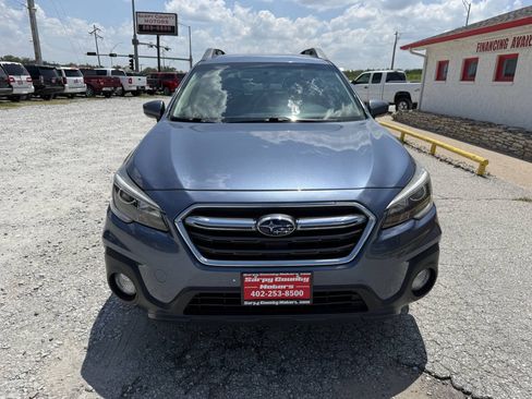Used 2018 Subaru Outback 2.5i Premium w/ Popular Package #1 AWD/4WD image 8