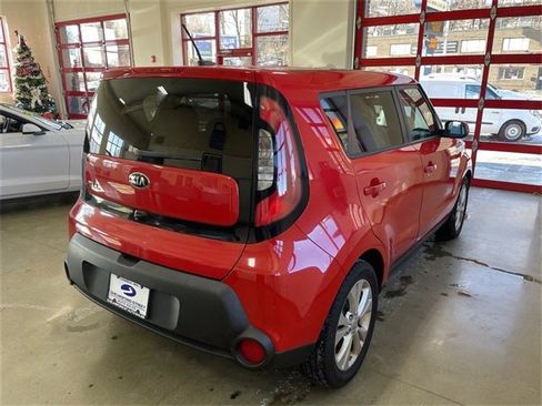 Used 2015 Kia Soul + image 4