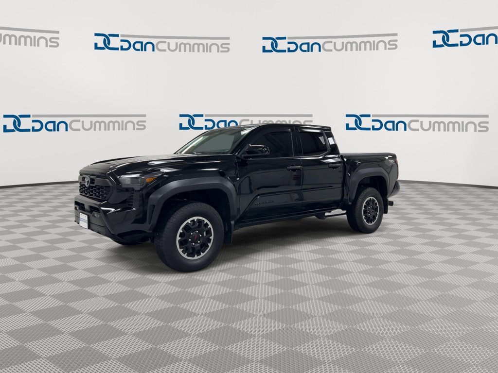 Used 2025 Toyota Tacoma TRD Off-Road AWD/4WD image 4