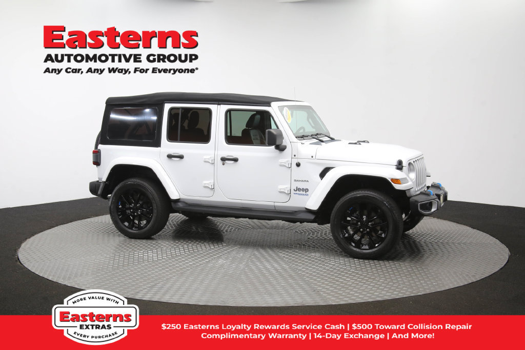 Used 2022 Jeep Wrangler Unlimited Sahara w/ Cold Weather Group AWD/4WD image 49