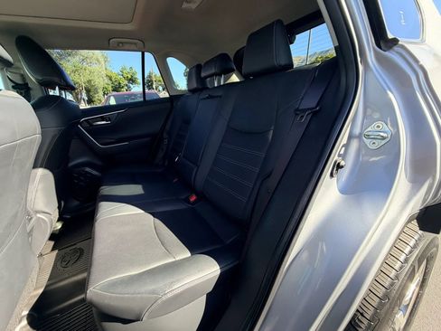 Used 2021 Toyota RAV4 Limited AWD/4WD image 20