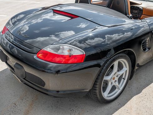 Used 2003 Porsche Boxster RWD image 10