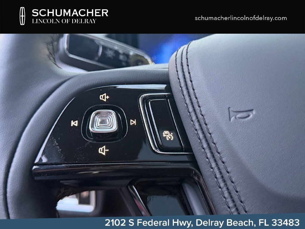 New 2026 Lincoln Aviator AWD image 19