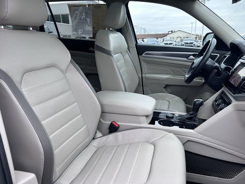 Used 2021 Volkswagen Atlas SEL Premium w/ MDO Package (Bench Seat) image 27