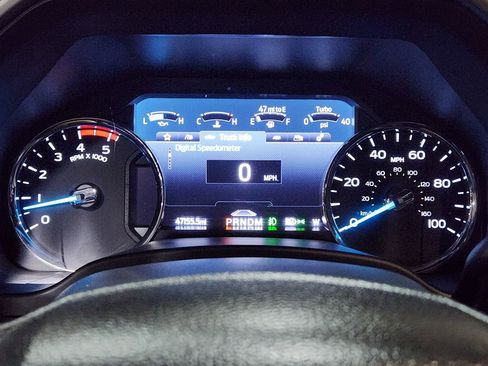 Used 2022 Ford F250 Platinum w/ Tremor Off-Road Package image 34