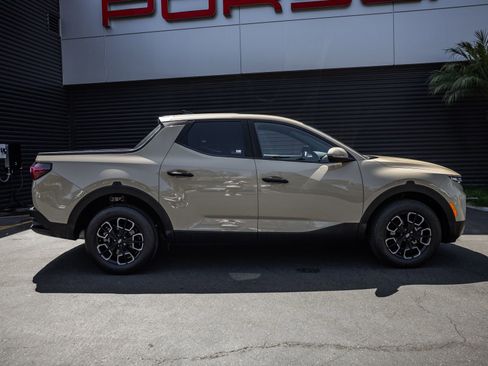 Used 2024 Hyundai Santa Cruz SEL FWD image 10