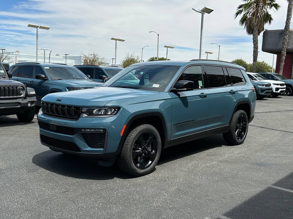 New 2026 Jeep Grand Cherokee L Limited w/ Limited Altitude Package AWD/4WD image 2
