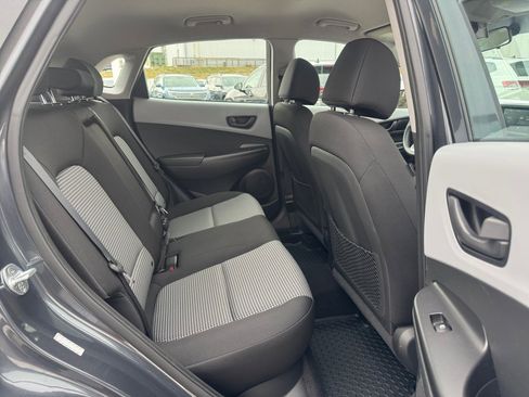 Used 2018 Hyundai Kona SE image 33