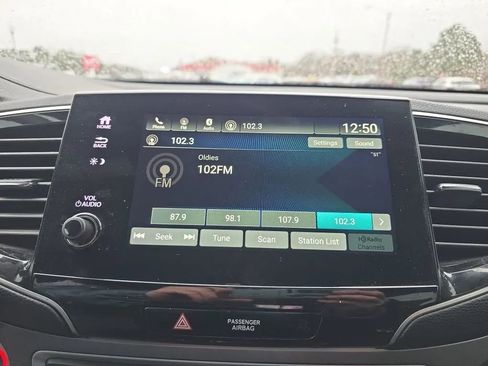 Used 2022 Honda Pilot Sport image 27