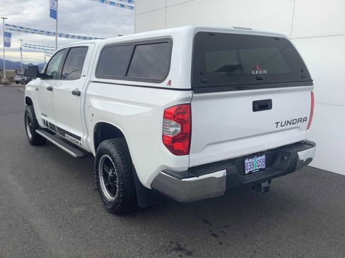Used 2015 Toyota Tundra SR5 image 4