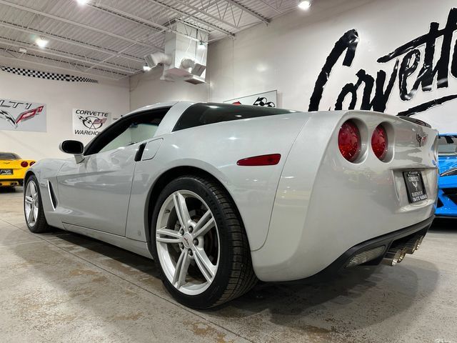 Used 2009 Chevrolet Corvette Coupe w/ Preferred Equipment Group RWD image 4