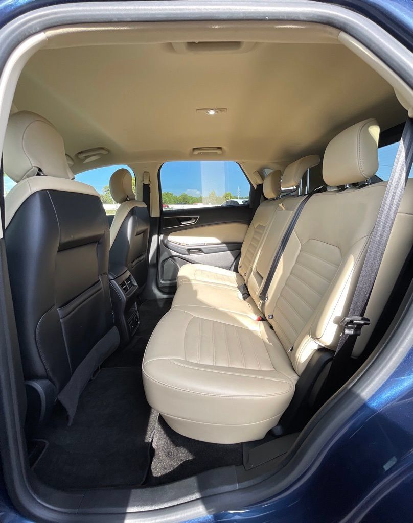 Used 2017 Ford Edge SEL w/ Equipment Group 201A FWD image 31